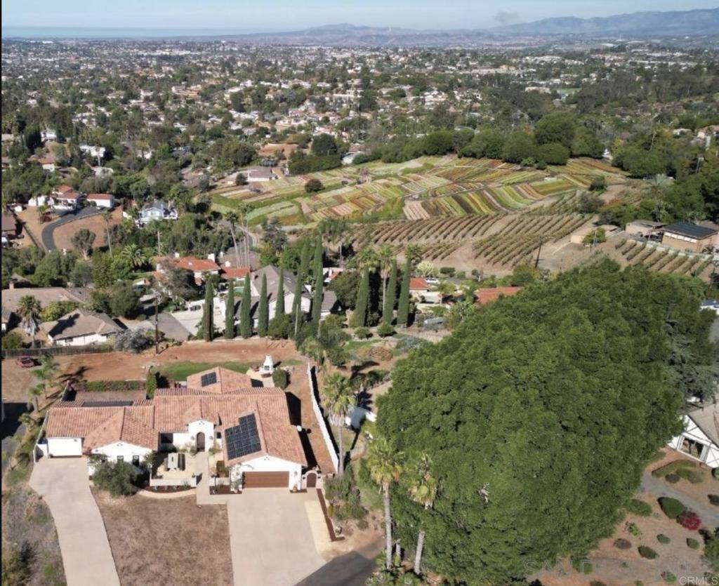 Vista, CA 92084,1708 Sunrise DR