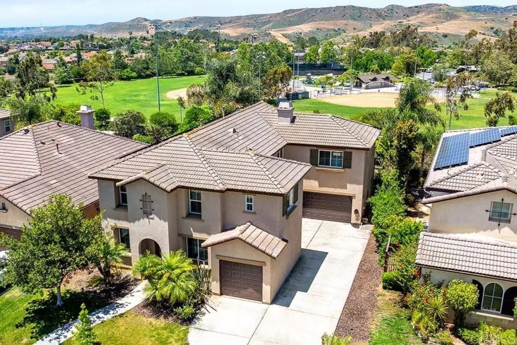 Oceanside, CA 92057,1049 Boulder PL