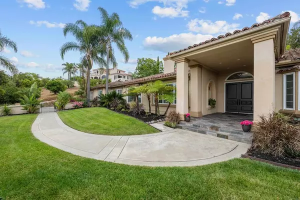 Rancho Santa Fe, CA 92067,18150 Via Ascenso