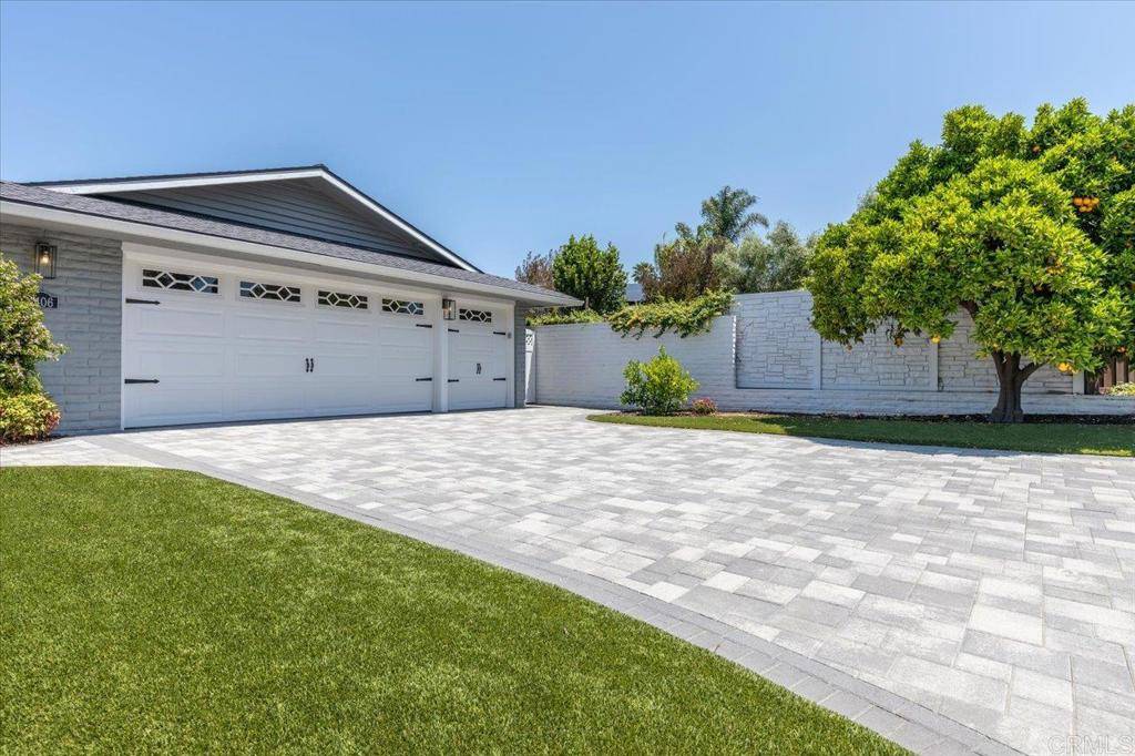 San Marcos, CA 92078,1406 La Loma DR