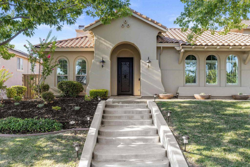 104 Estrella CT, Lincoln, CA 95648