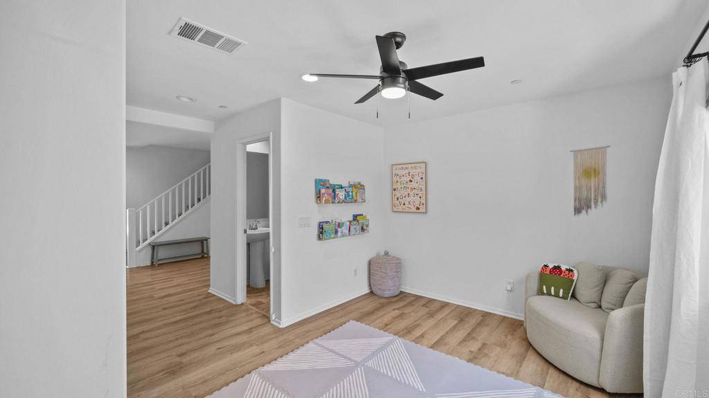 Lake Elsinore, CA 92532,24008 Kestrel CT