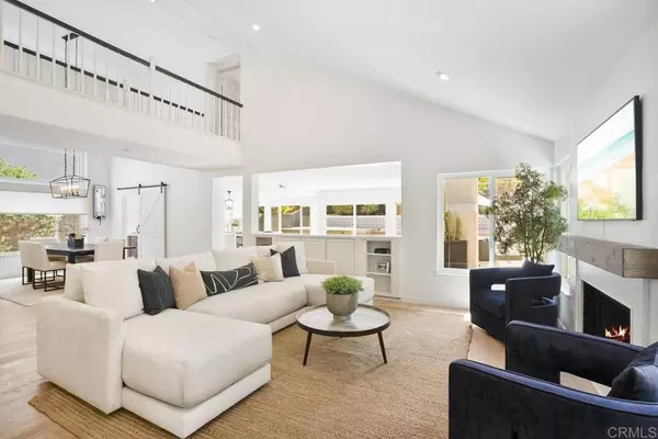 5233 Belardo DR, San Diego, CA 92124