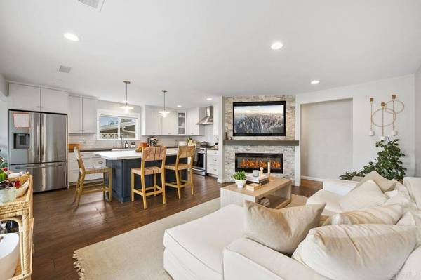 1105 Evergreen DR, Encinitas, CA 92024