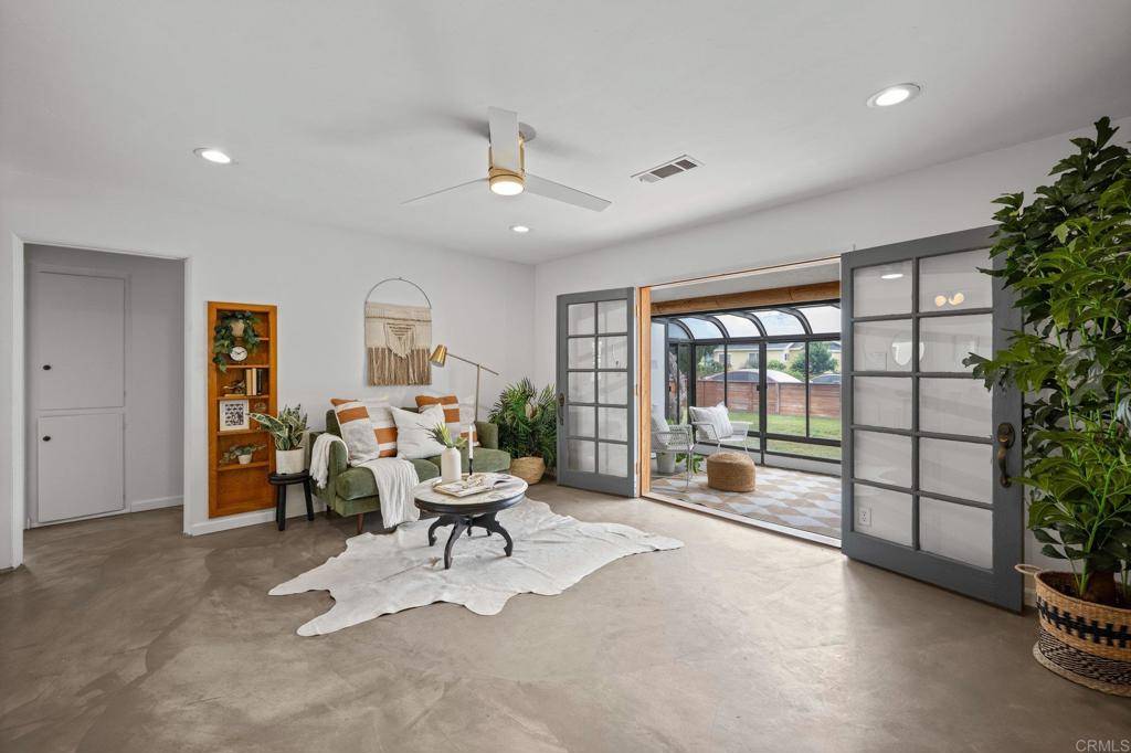 1918 S Freeman ST, Oceanside, CA 92054