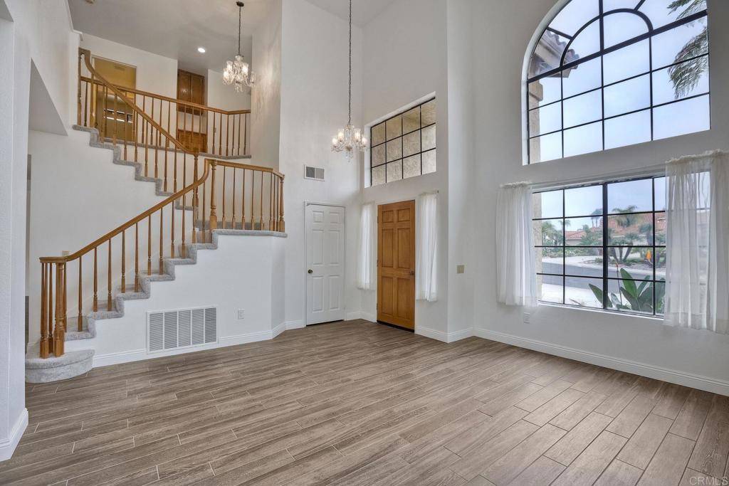 Vista, CA 92081,2091 Sequoia Crest