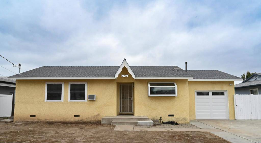 2033 Lee Drive, Escondido, CA 92027