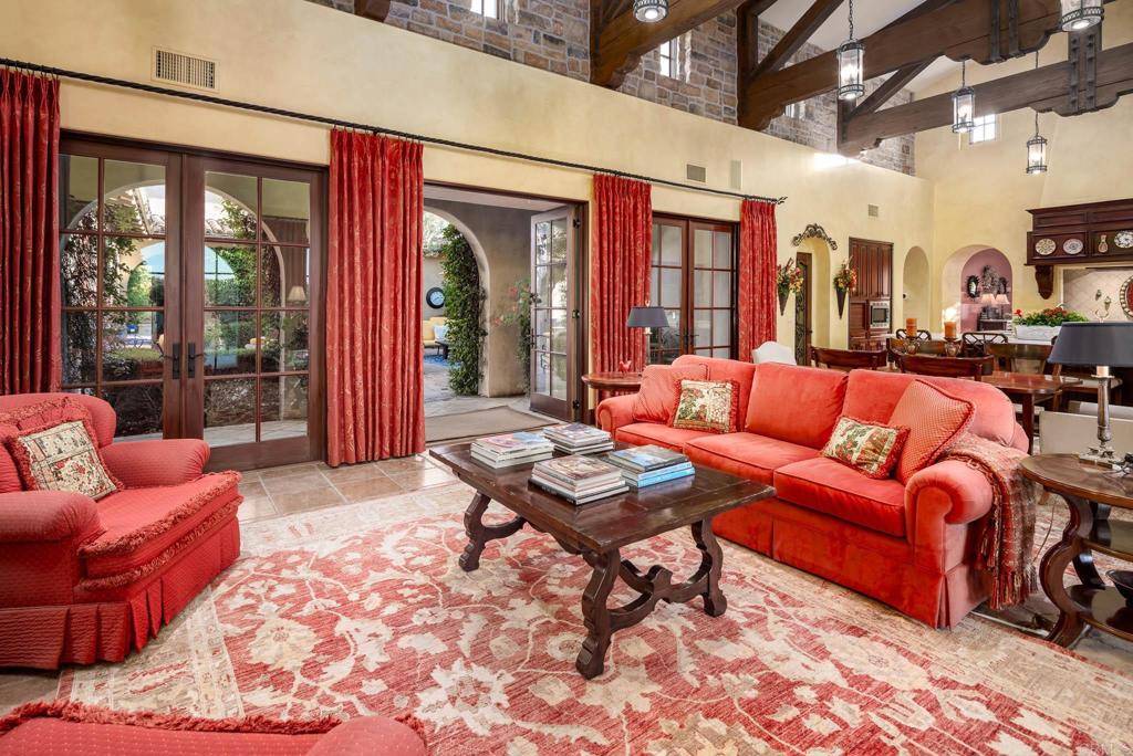 Rancho Santa Fe, CA 92091,18669 Via Catania