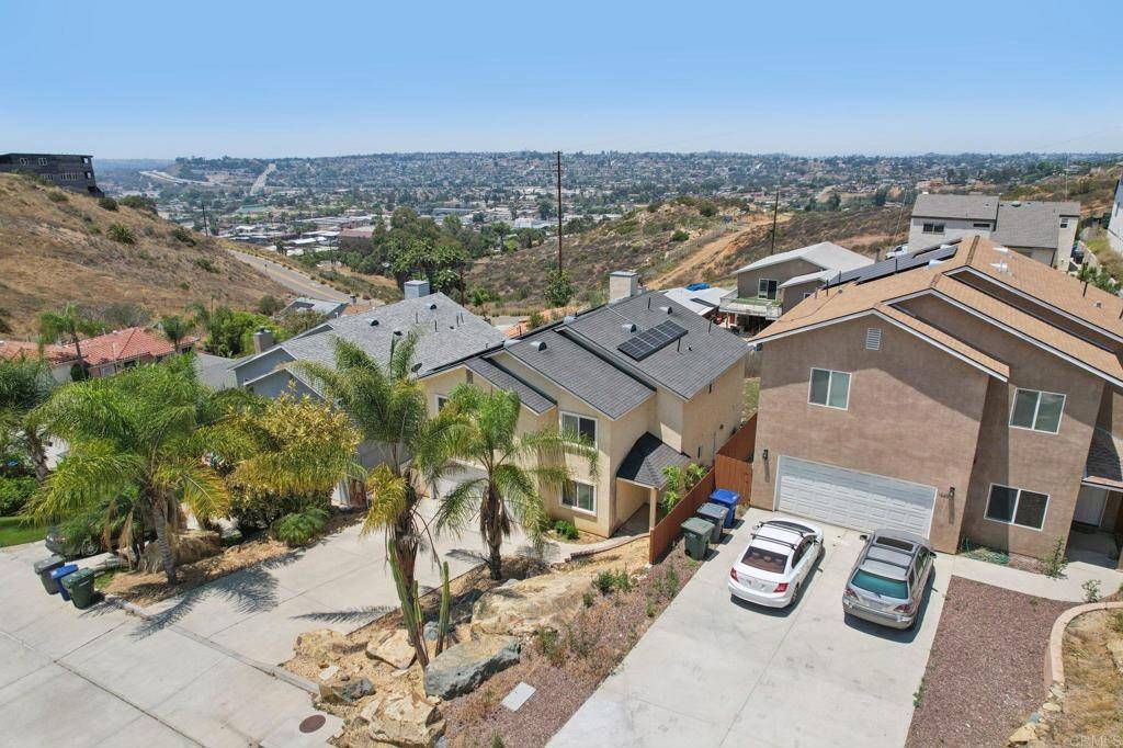 1616 Paraiso Ave, Spring Valley, CA 91977