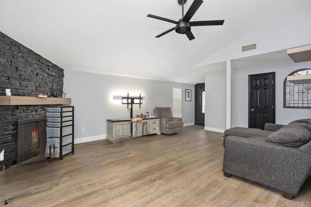 117 Christen WAY, San Marcos, CA 92069