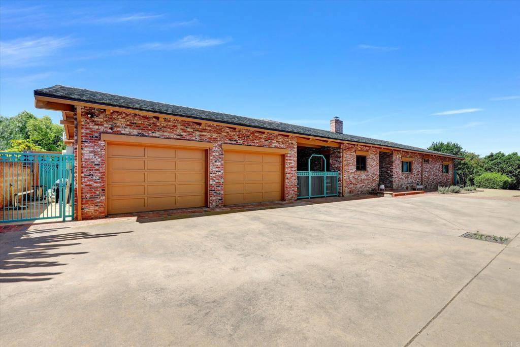 Valley Center, CA 92082,29481 Miller RD
