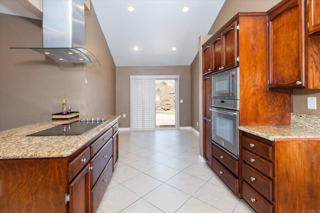 Ramona, CA 92065,24248 Rutherford RD