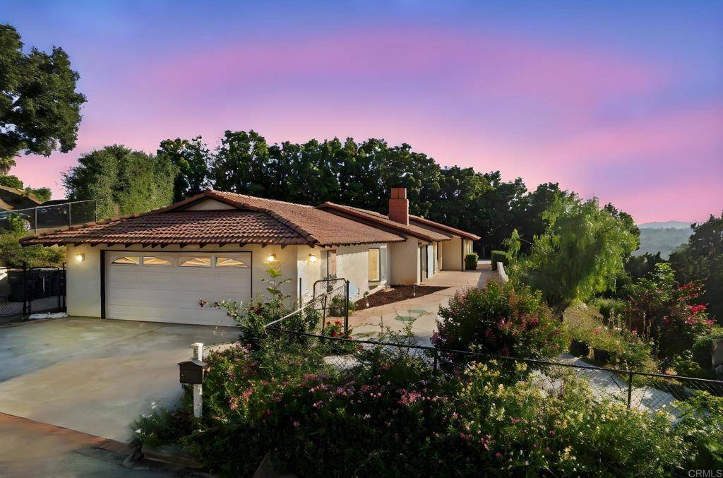 917 Gretna Green WAY, Escondido, CA 92025