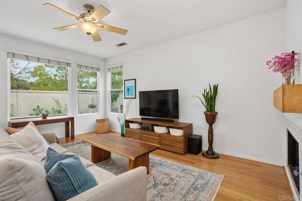 Oceanside, CA 92056,1488 Enchante