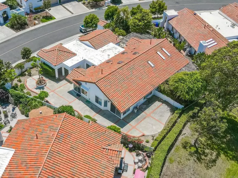 4958 Alicante Way, Oceanside, CA 92056