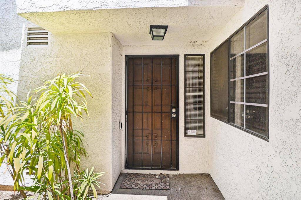 Chula Vista, CA 91910,1527 Apache Dr #B