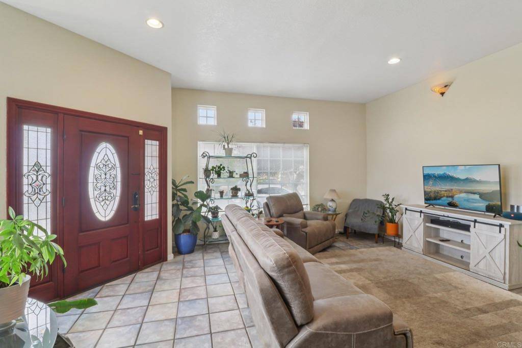 Clairemont Mesa, CA 92117,5070 Limerick Ave