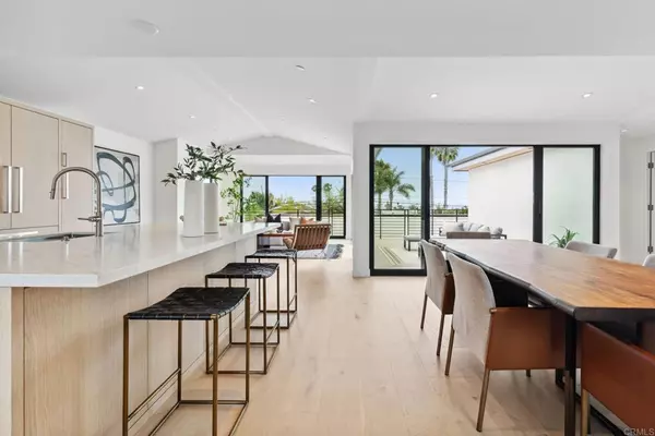 Cardiff By The Sea, CA 92007,2052 Montgomery AVE