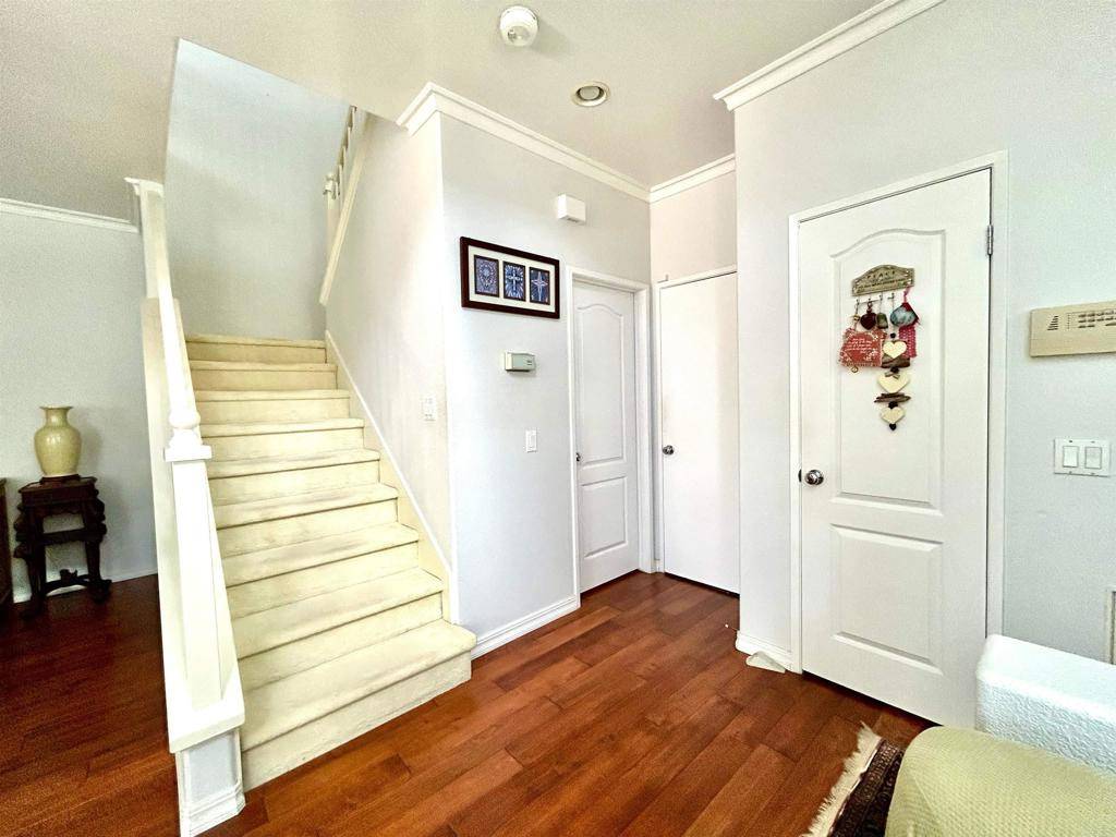 San Diego, CA 92130,13638 Jadestone WAY
