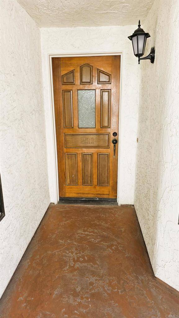 University City, CA 92122,3525 Lebon DR #211