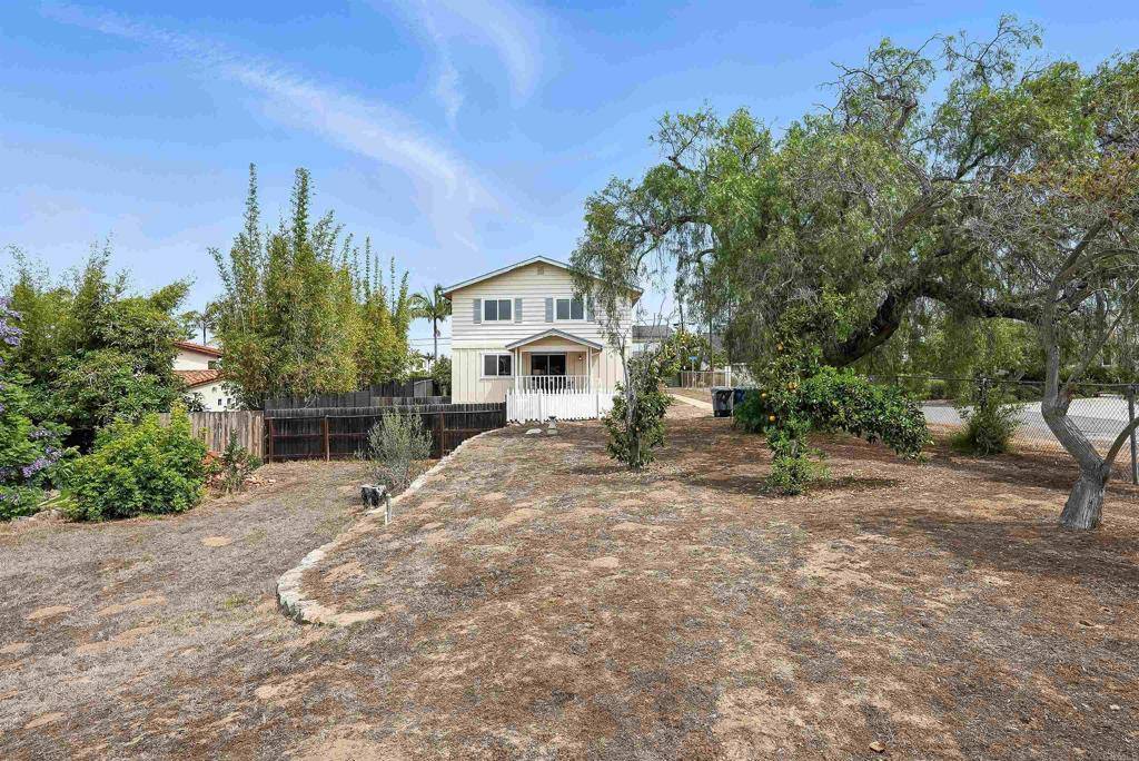 Solana Beach, CA 92075,311 Corto