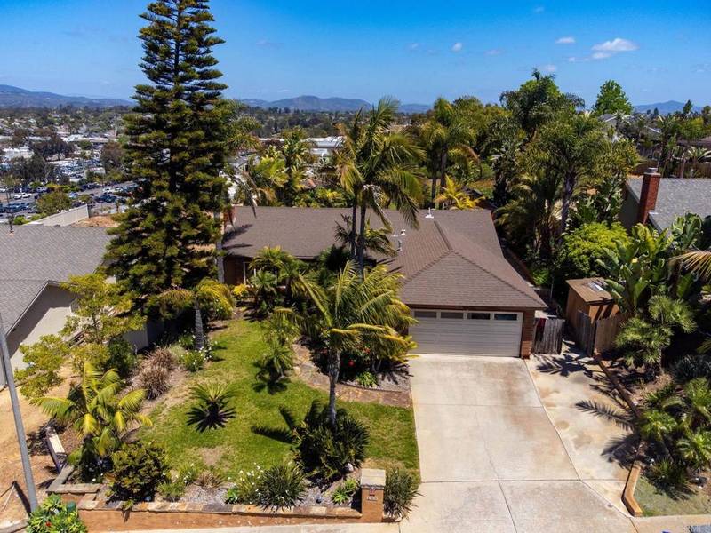 157 Beechtree DR, Encinitas, CA 92024