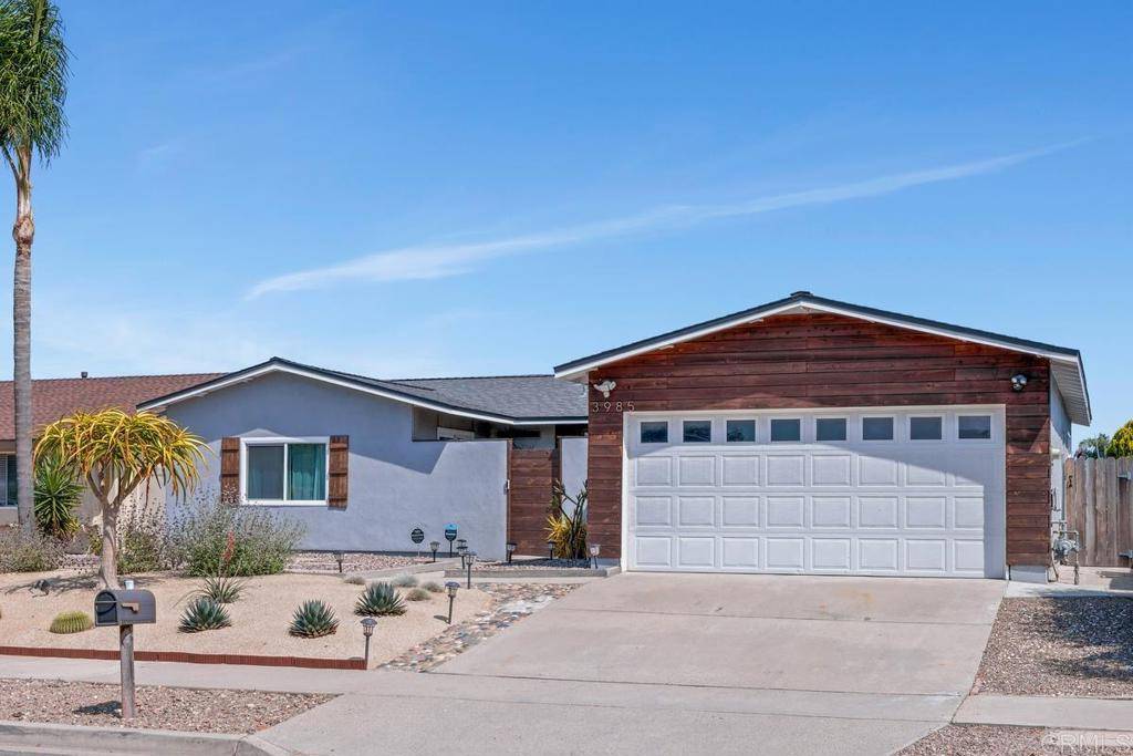 Oceanside, CA 92056,3985 Shenandoah DR
