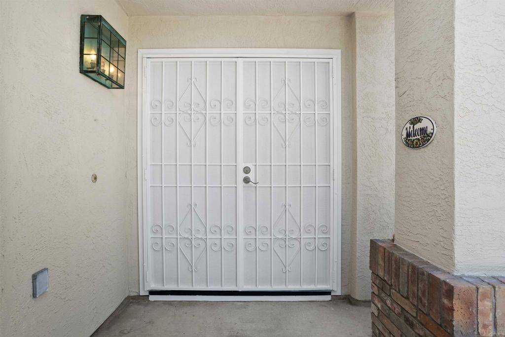 Oceanside, CA 92057,943 Masters DR