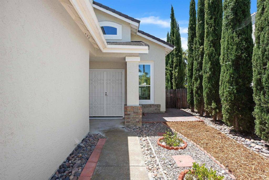 Oceanside, CA 92057,943 Masters DR