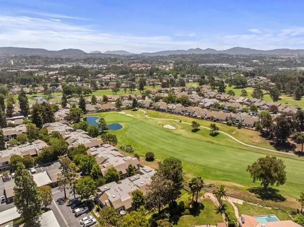 Vista, CA 92081,1087 Shadowridge DR #101
