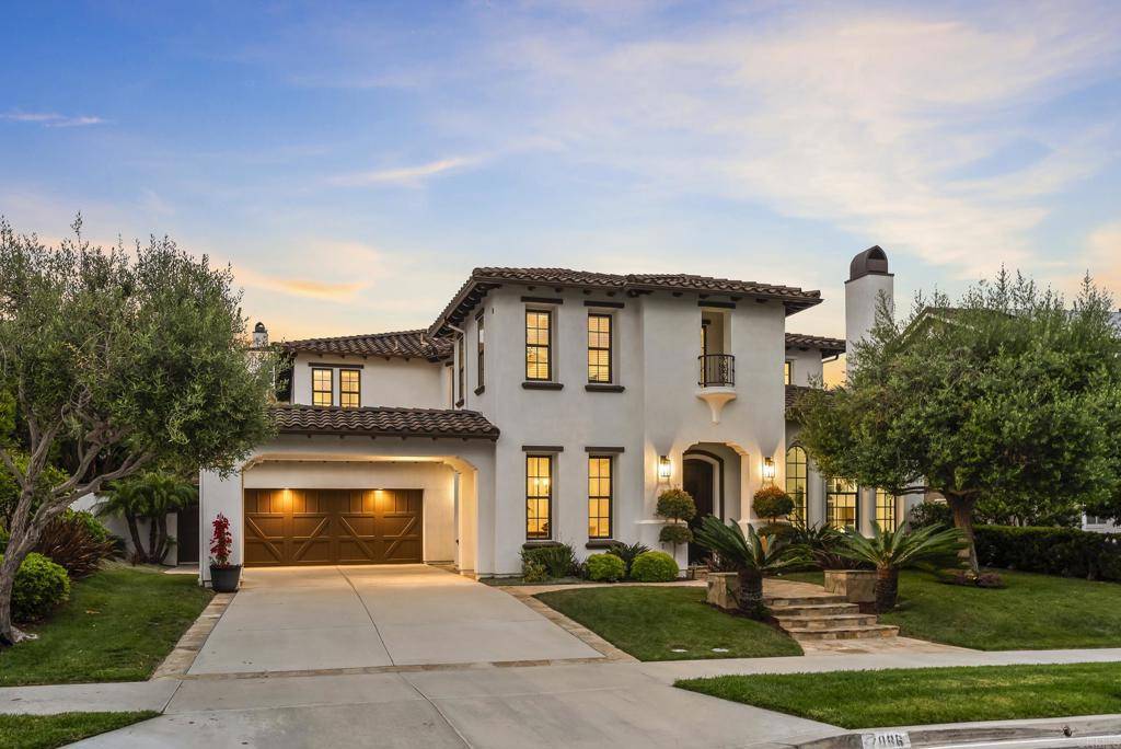 Carlsbad, CA 92011,7086 Crystalline Dr.