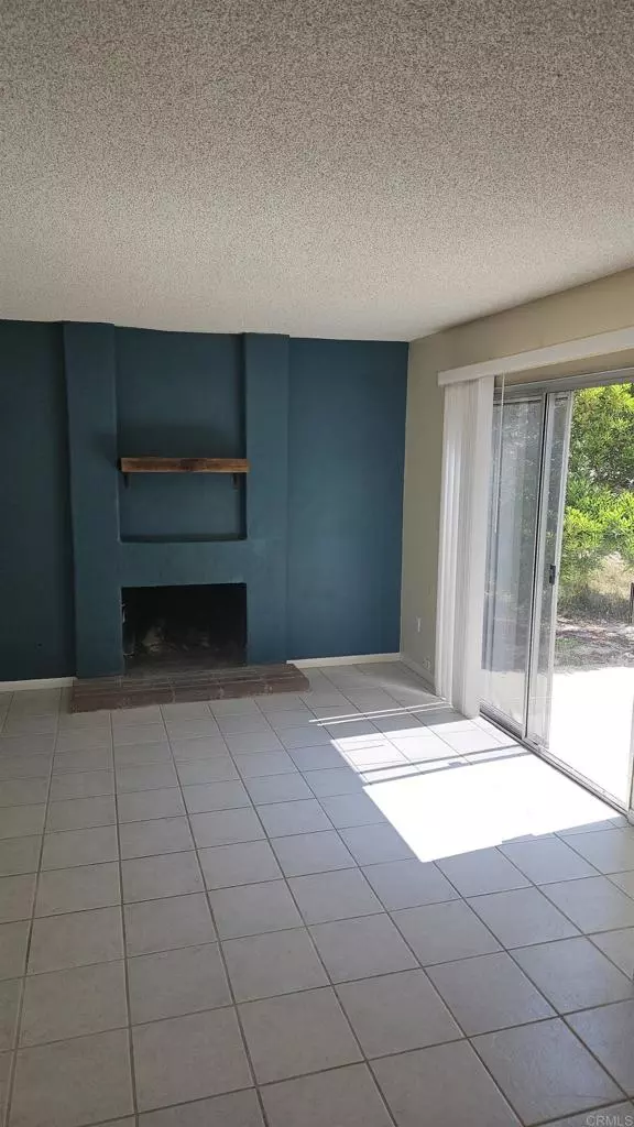 Oceanside, CA 92056,4028 Johnson DR