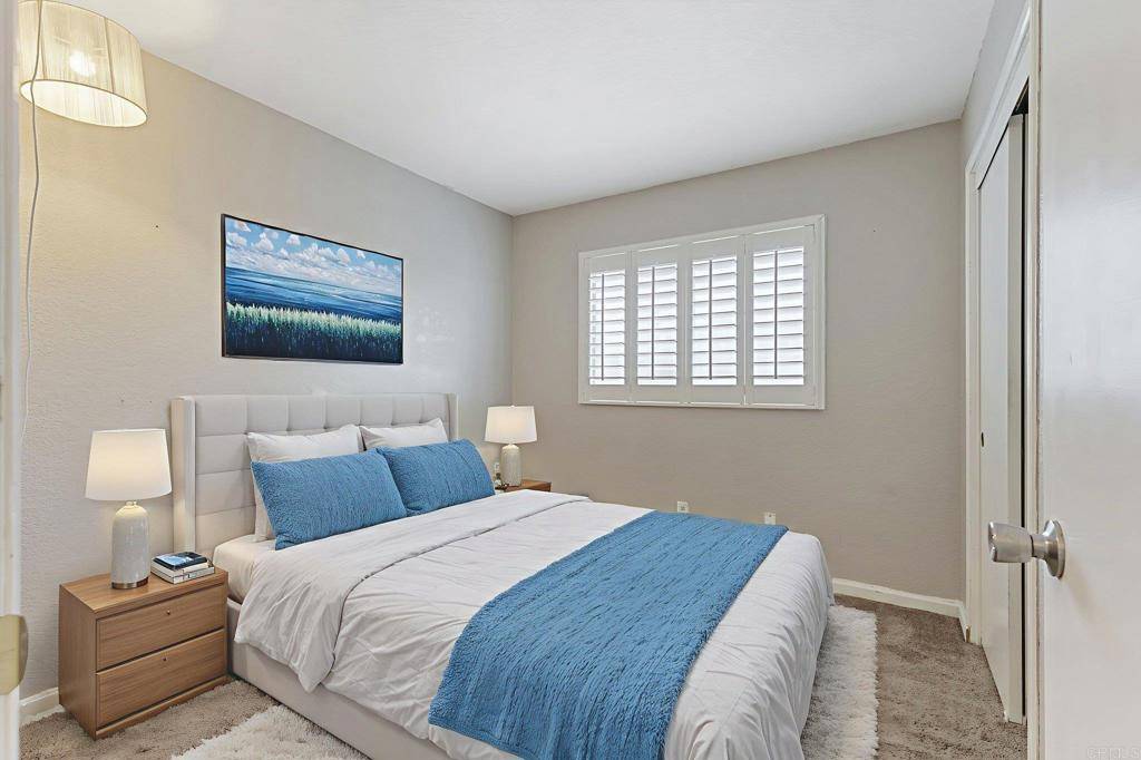Sacramento, CA 95828,8041 Lomand CT