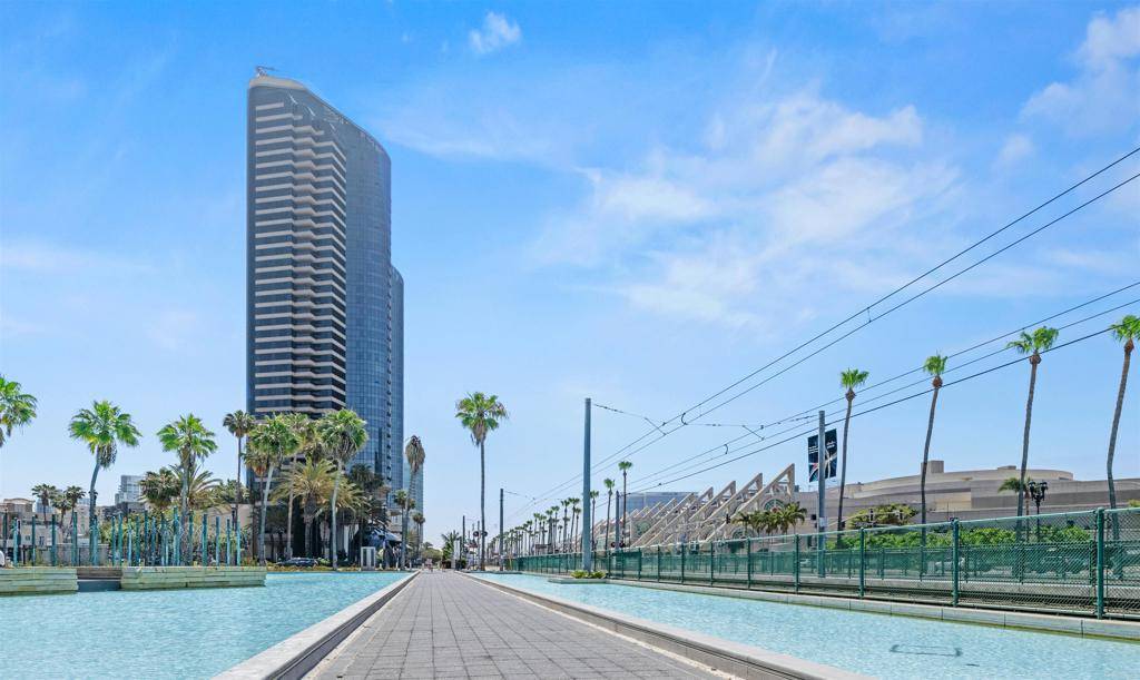 100 Harbor DR #3004, San Diego, CA 92101