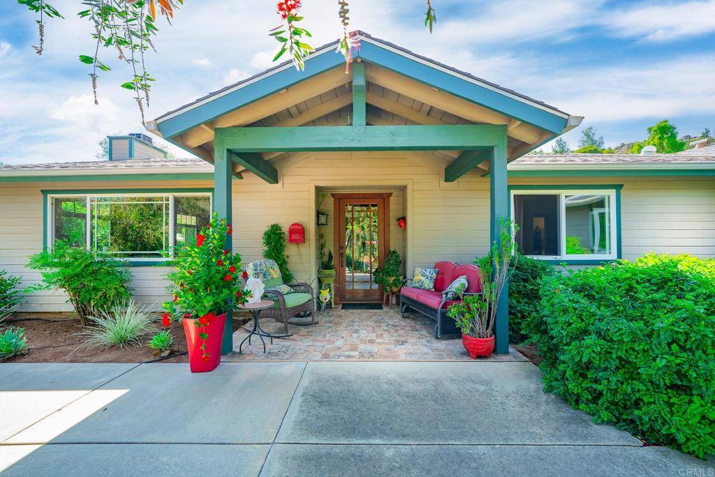 Ramona, CA 92065,23007 Arjo LN