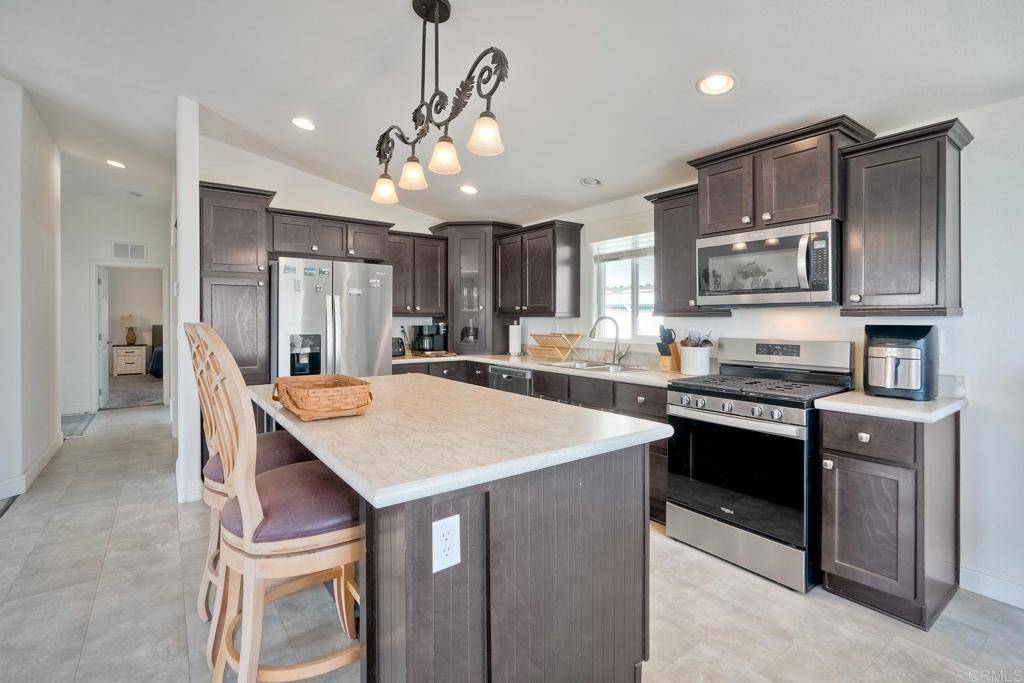 Escondido, CA 92027,2280 E Valley Parkway #107