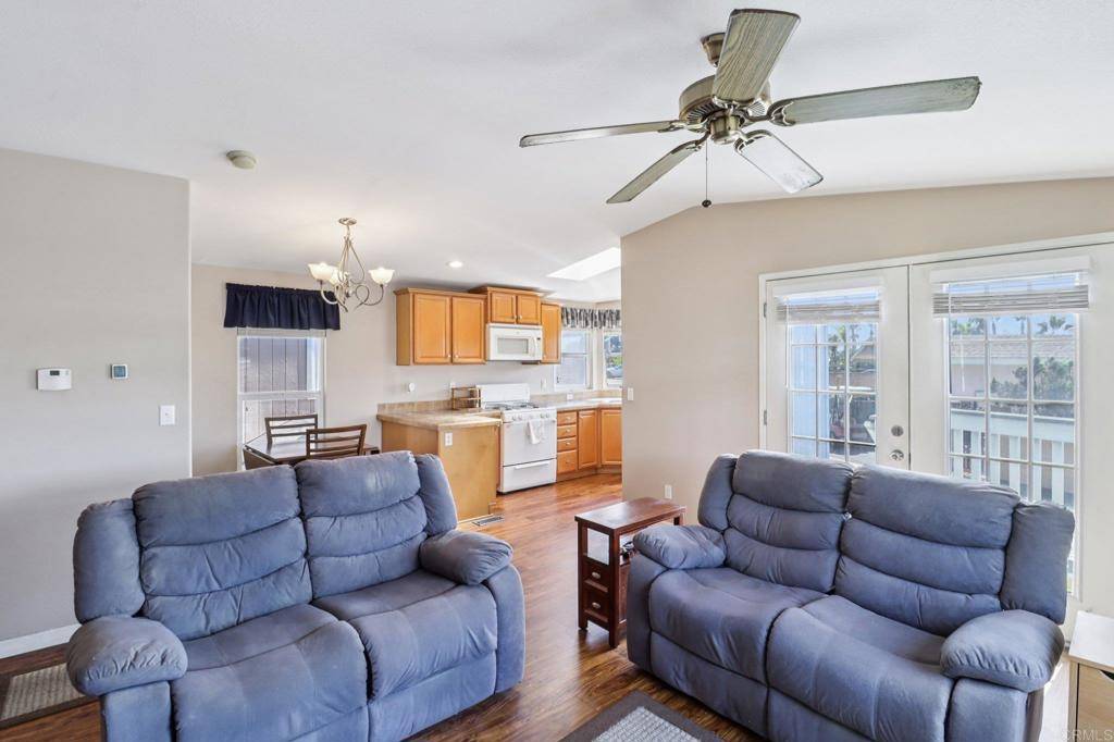 Oceanside, CA 92054,104 Sherri Ln LN
