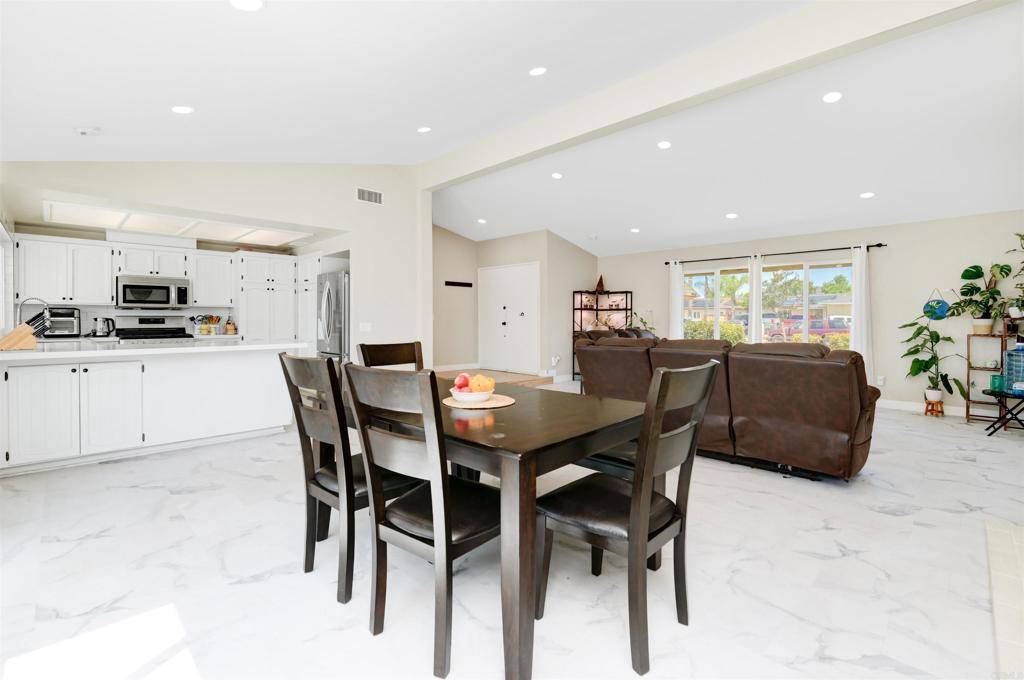 2141 E Mission AVE, Escondido, CA 92027