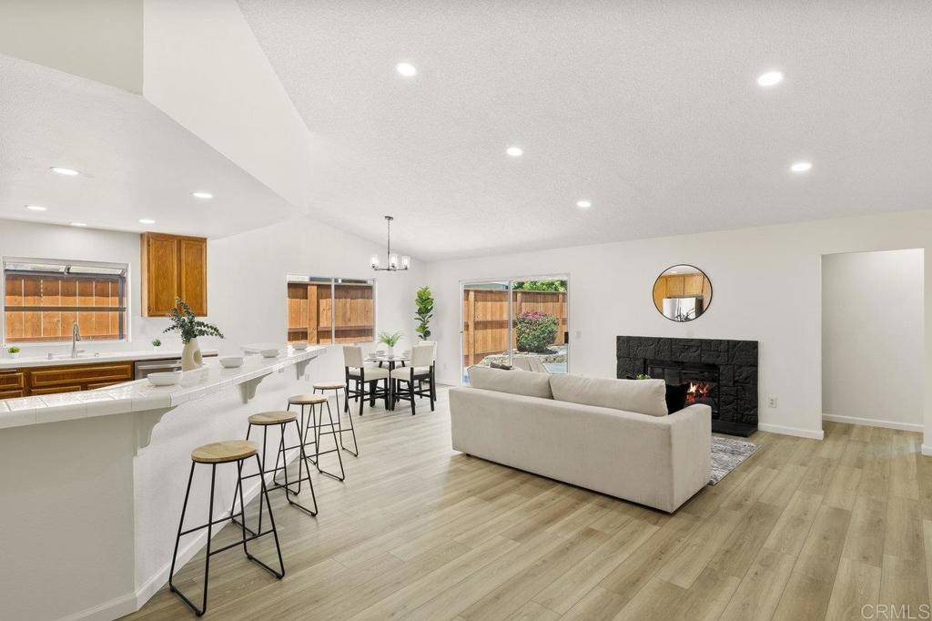 San Marcos, CA 92069,604 Sunset CT