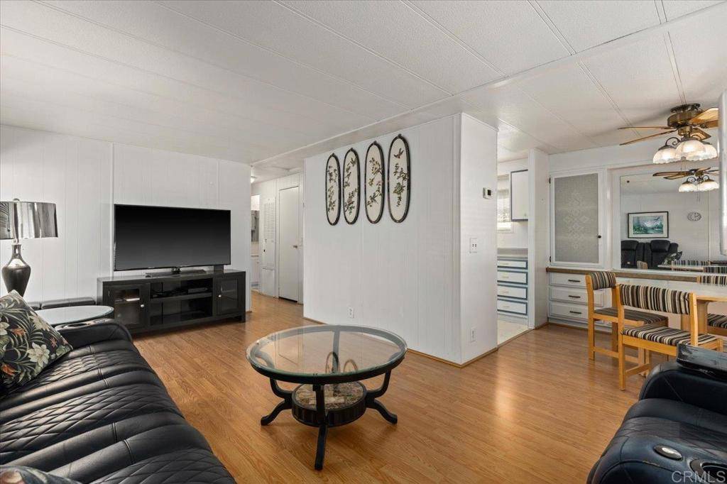 Vista, CA 92084,1506 Oak DR #94