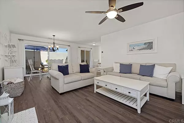 San Diego, CA 92115,4221 Collwood LN