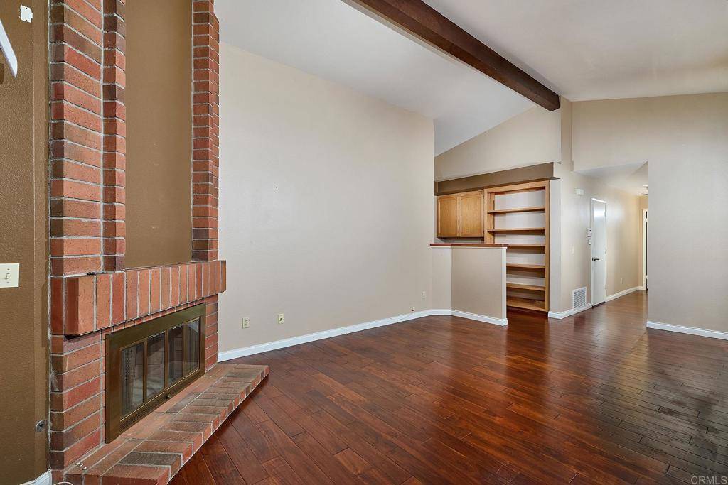 Carlsbad, CA 92011,932 Alyssum Road