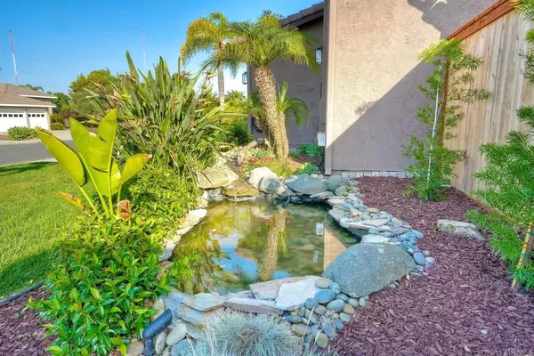 Oceanside, CA 92056,5232 Palmera  Drive