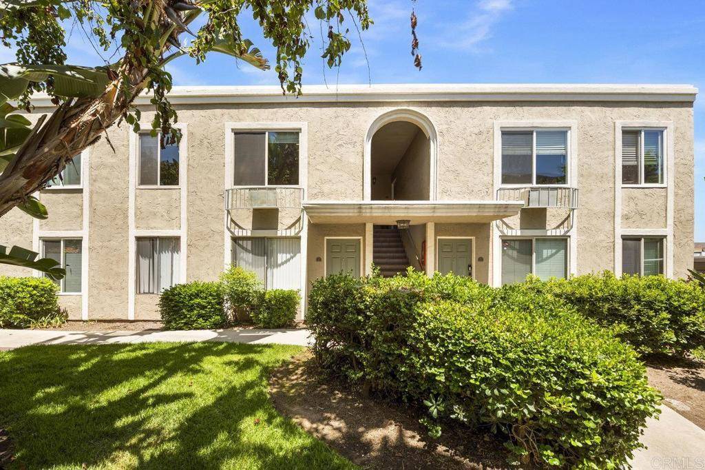 Escondido, CA 92026,1240 N Broadway #30
