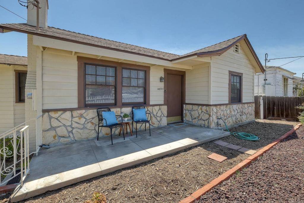 La Mesa, CA 91942,4693 71 ST