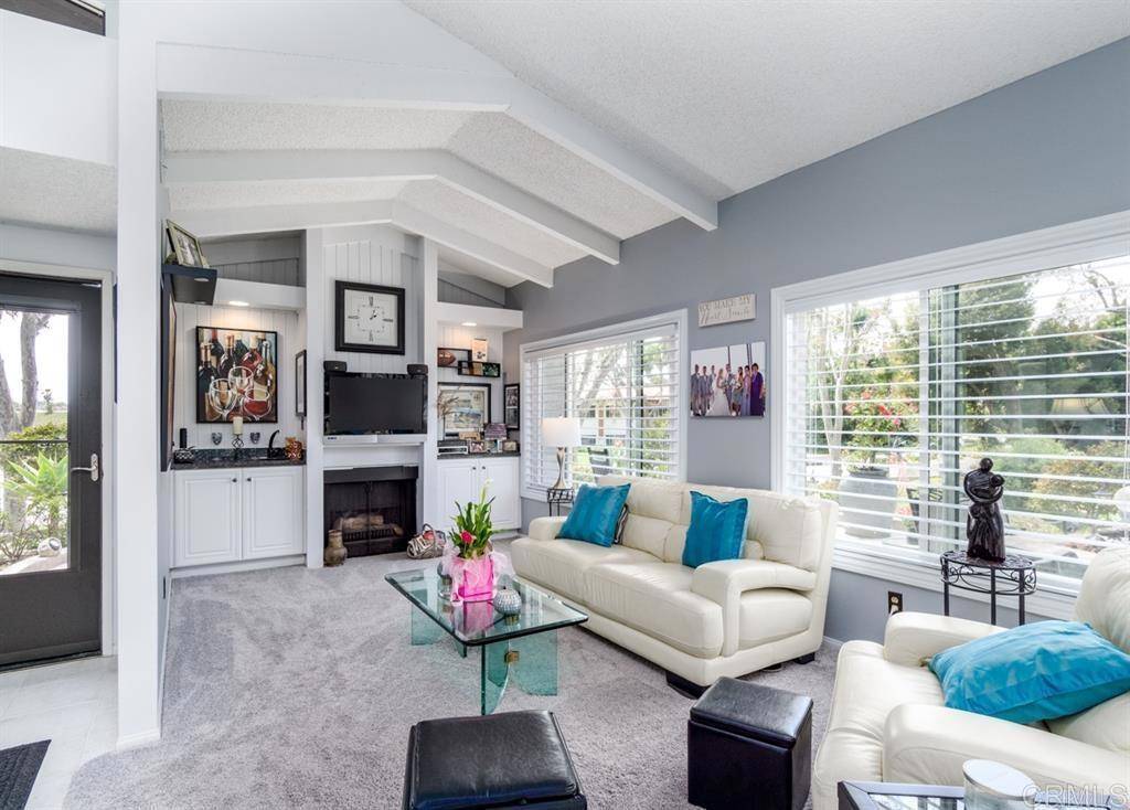 1165 Santa Helena Park CT, Solana Beach, CA 92075