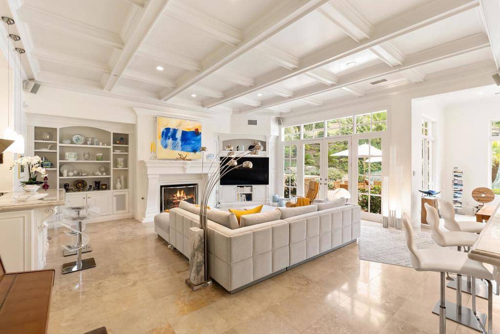 Rancho Santa Fe, CA 92067,6369 Clubhouse Drive