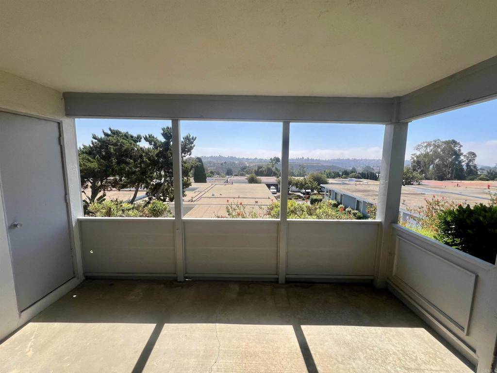 Oceanside, CA 92057,3747 Vista Campana S #21