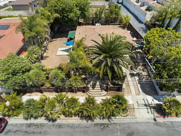 Oceanside, CA 92054,2324 Greenbrier DR