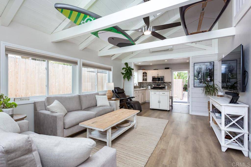 Encinitas, CA 92024,121 CADMUS St.